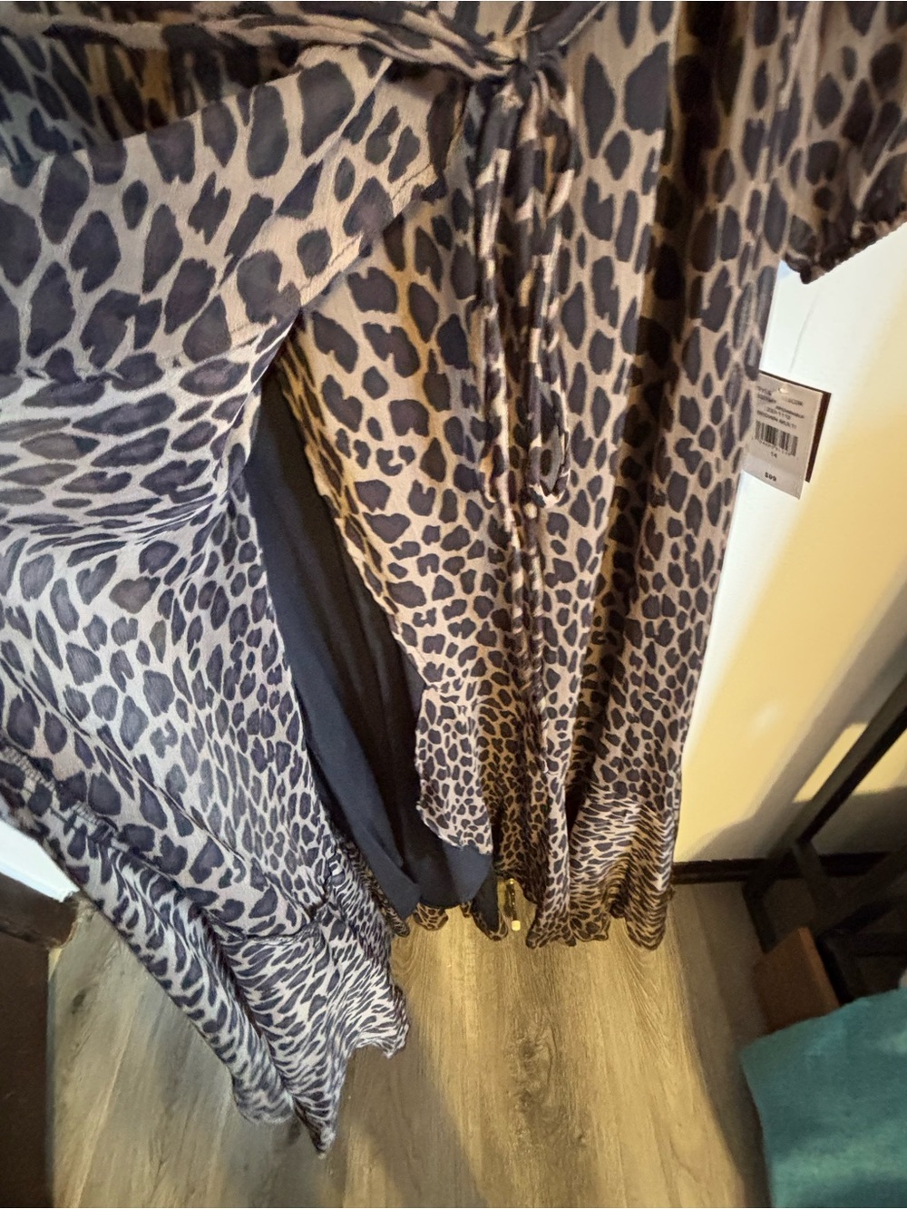 NWT Melonie leopard print wrap dress - Picture 11 of 15